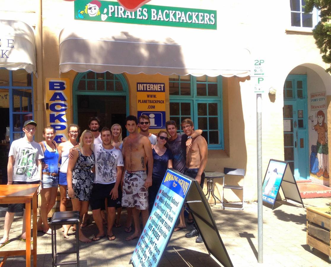 Auberge de jeunesse Pirates Backpackers à Fremantle Extérieur photo